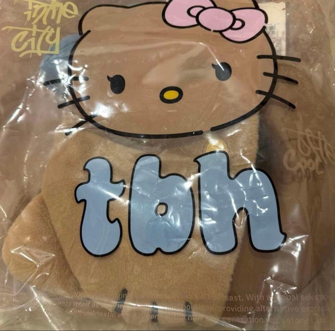 海外限定Hello Kitty x TBH ネックピロー　14