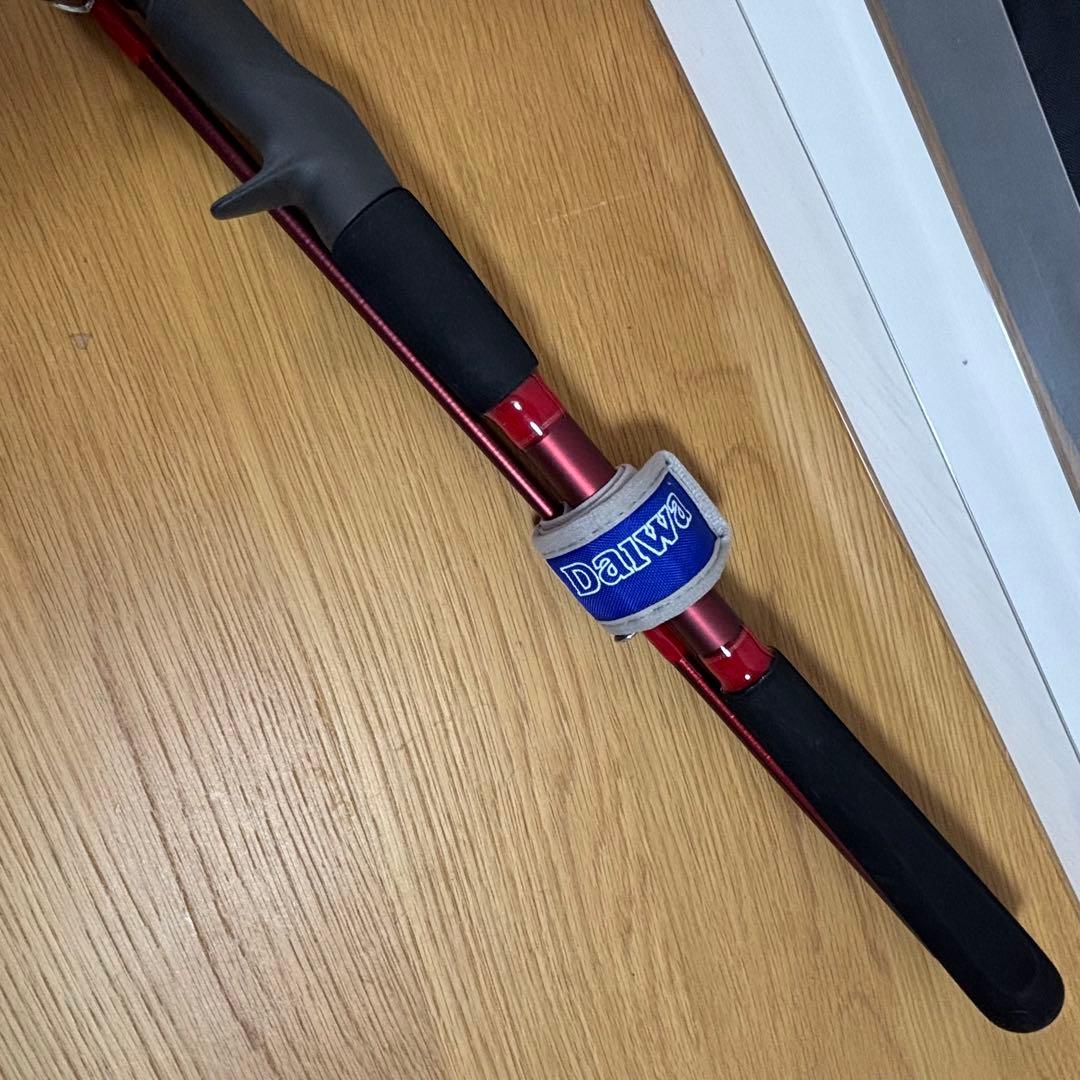 美品　ダイワ アナリスター ヒラメ H-270 船竿