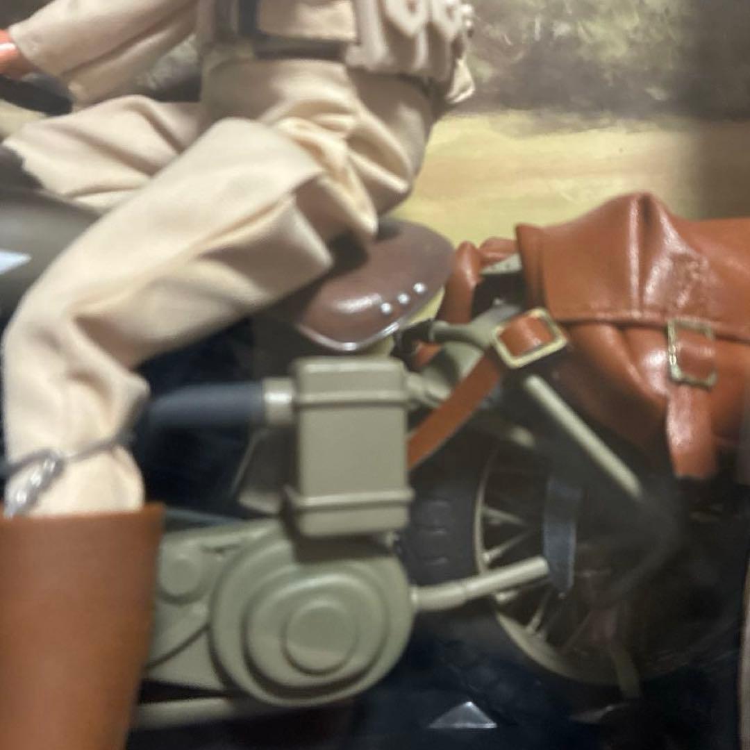ハズブロ製1/6ハーレー・ダビッドソンWLA45&アメリカ陸軍伝令兵(訳あり品)