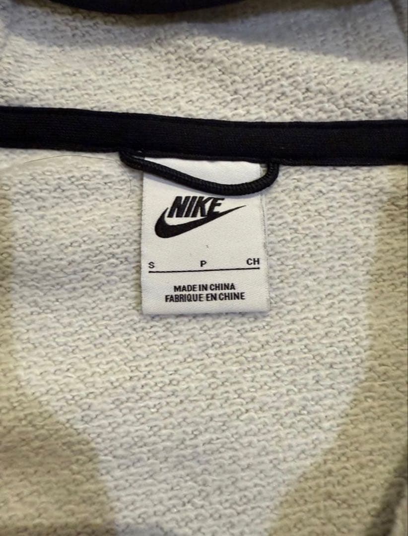 NIKEテックフリース