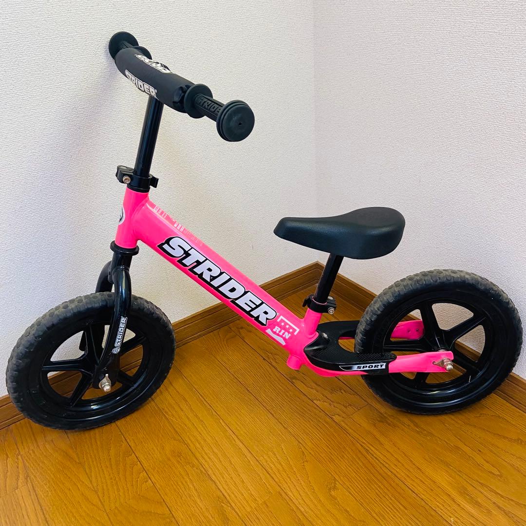 STRIDER ストライダー バランスバイク 12インチ ピンク　スポーツモデル