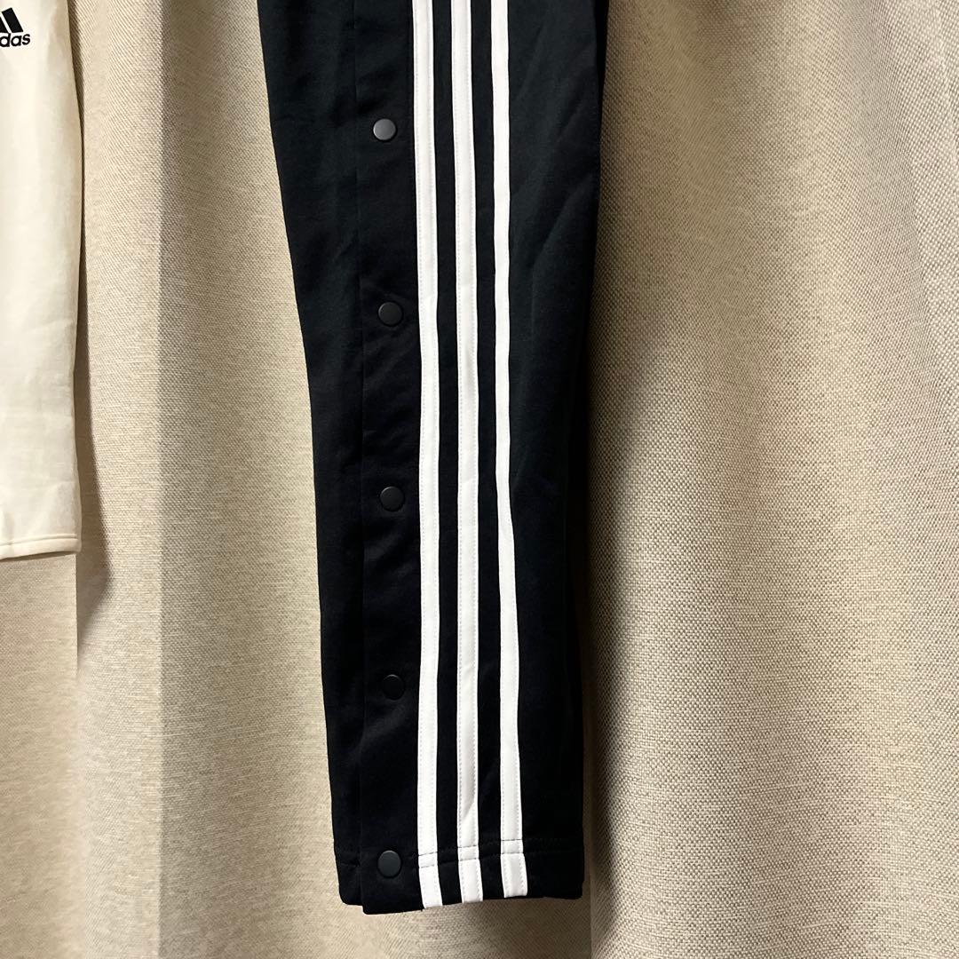 adidas ジャージ セットアップ ホワイト×ブラック