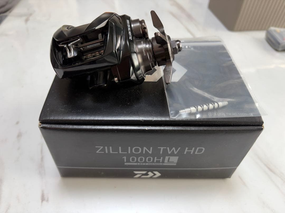 22 ジリオンTW HD 1000HL ボディのみ中古