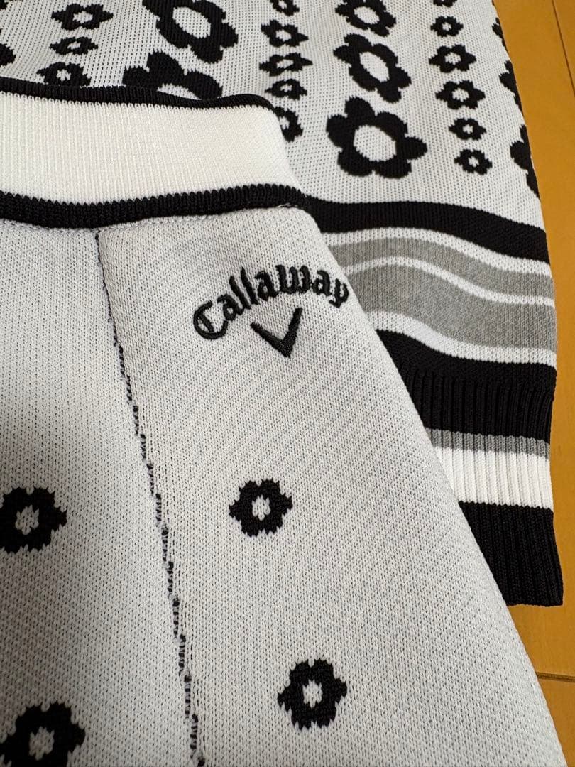 Callaway ベスト＋スカート新品セット⭐︎sizeM⭐︎フラワーモチーフ白黒
