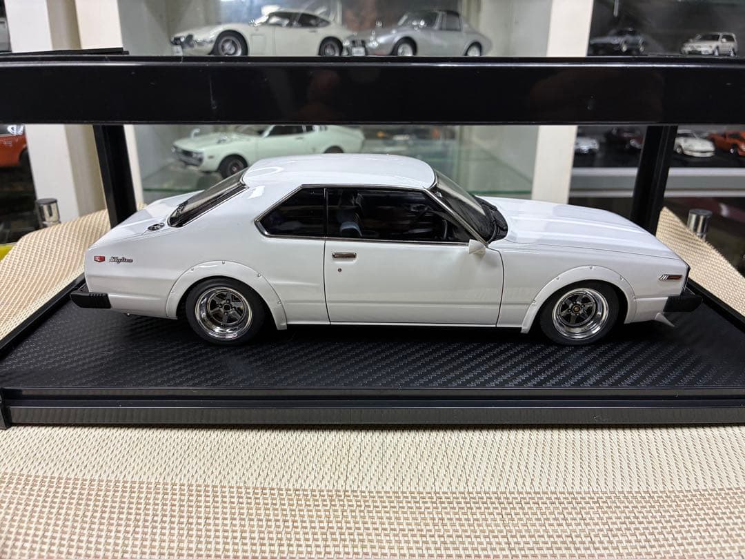 イグニッションモデル 1/18 日産 スカイライン GT-ES