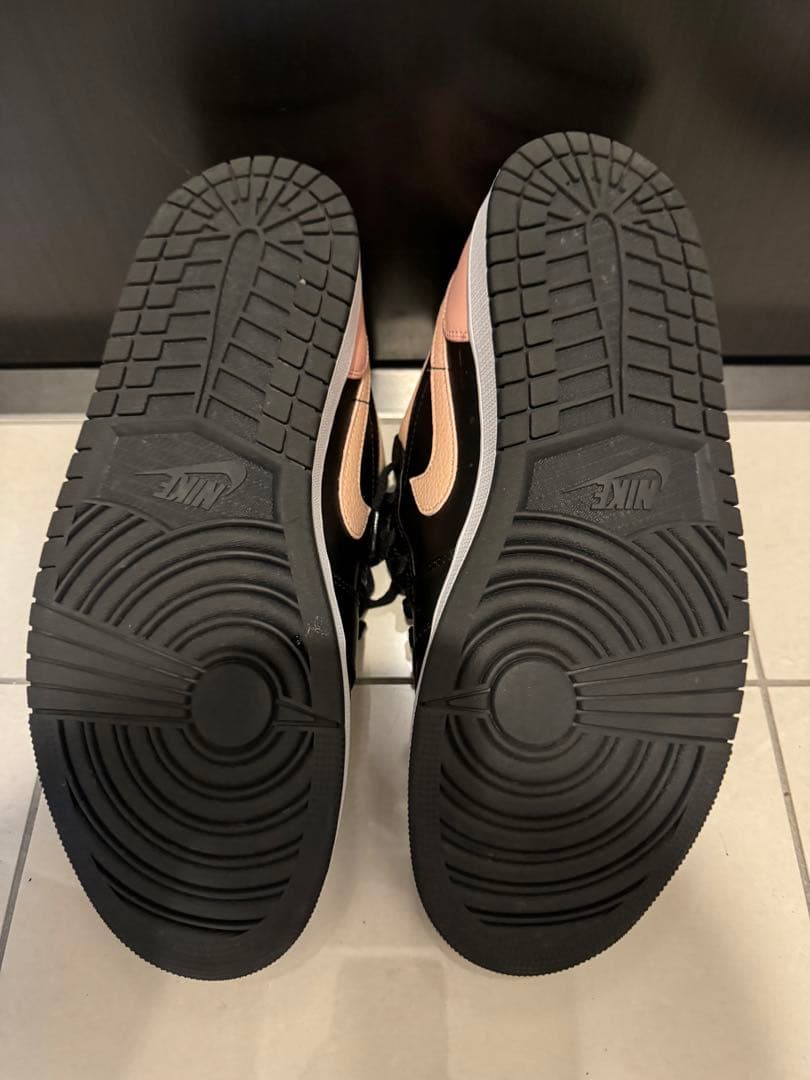 Nike AIR JORDAN 1 LOW ピンク