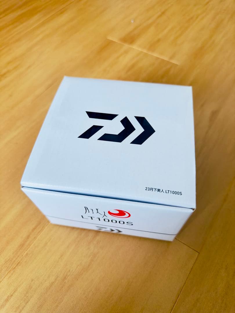 ダイワ 23月下美人LT1000S(新品、未使用)エステルライン付き
