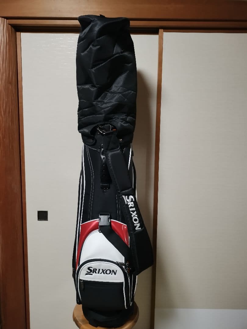 美品 SRIXON スリクソン ゴルフ キャディバッグ フードカバー付