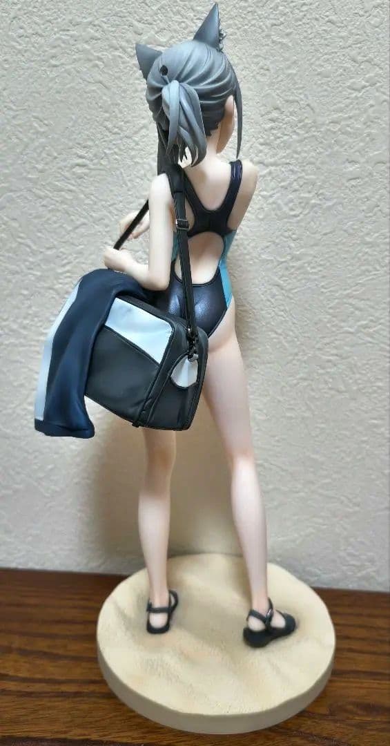 国内正規品　開封美品　ブルーアーカイブ 砂狼シロコ(水着)フィギュア