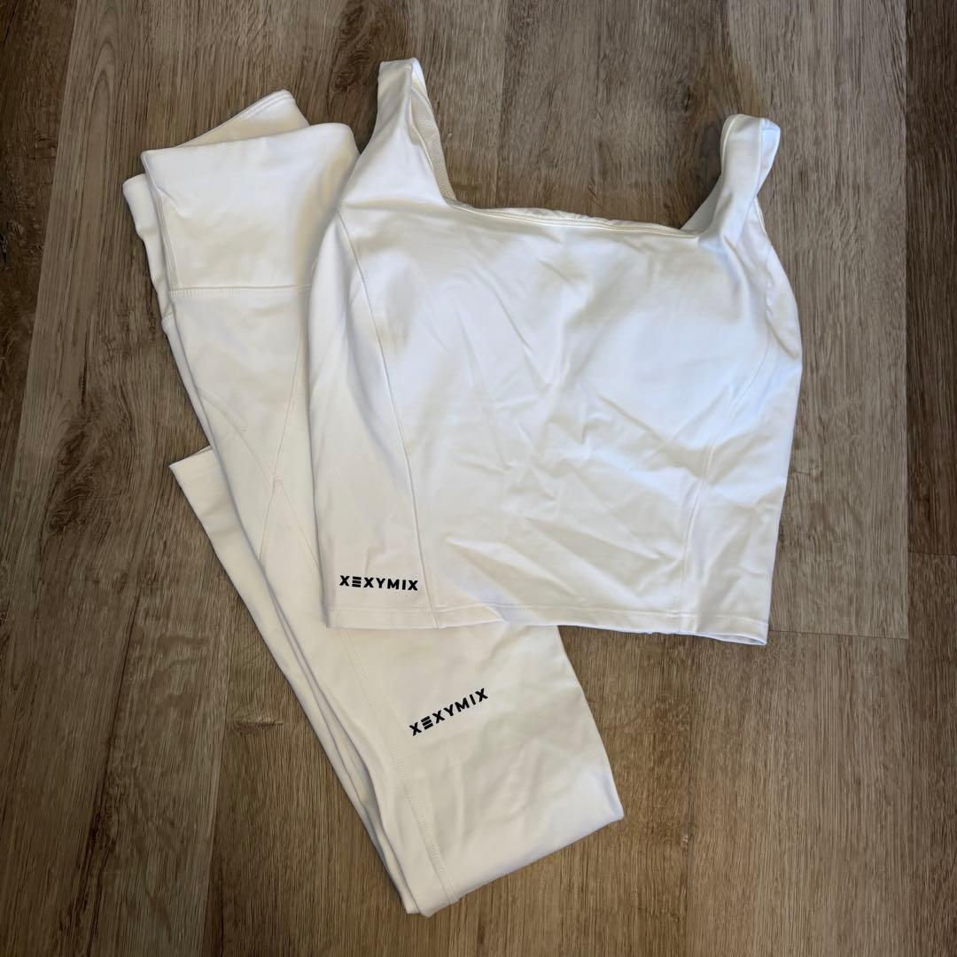 室内試着のみ♡ゼクシィミックス レギンス＆ブラトップ セット M