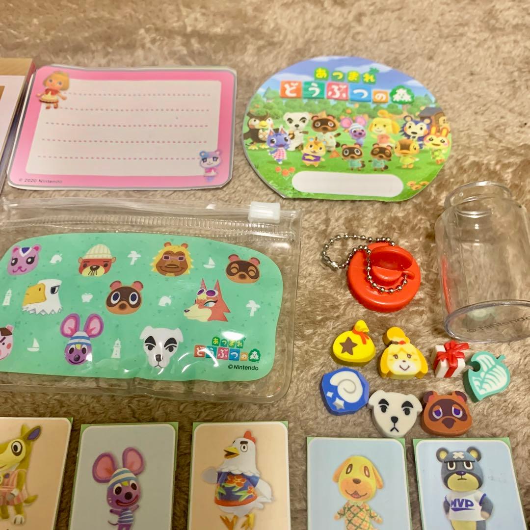 どうぶつの森　紙小物やフィギュア、チャームなどまとめて