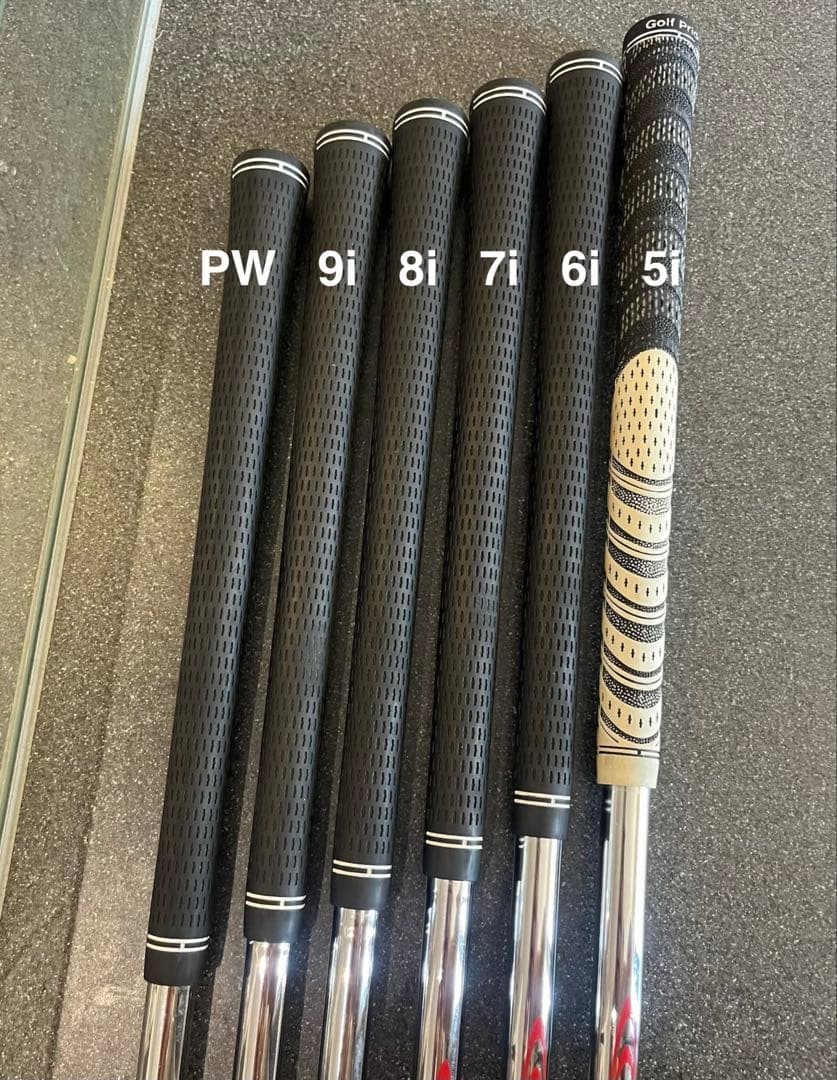 スリクソン ZX5 MK-II（P〜6i） •ZX4 MK-Ⅱ（5i）6本セット