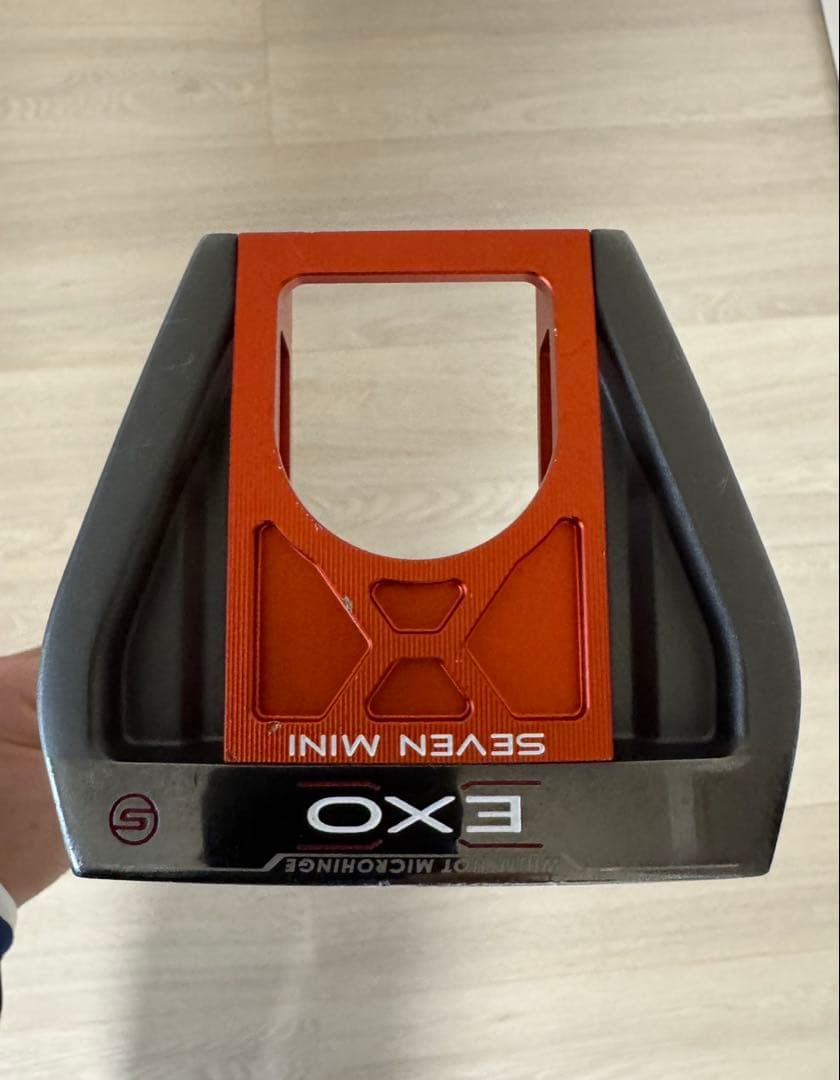 オデッセイ　ODYSSEY　EXO SEVEN MINI 34インチ　パター