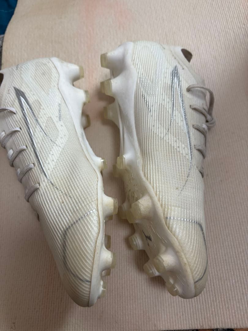 プーマ　サッカースパイク ウルトラ　HG シューズ　PUMA