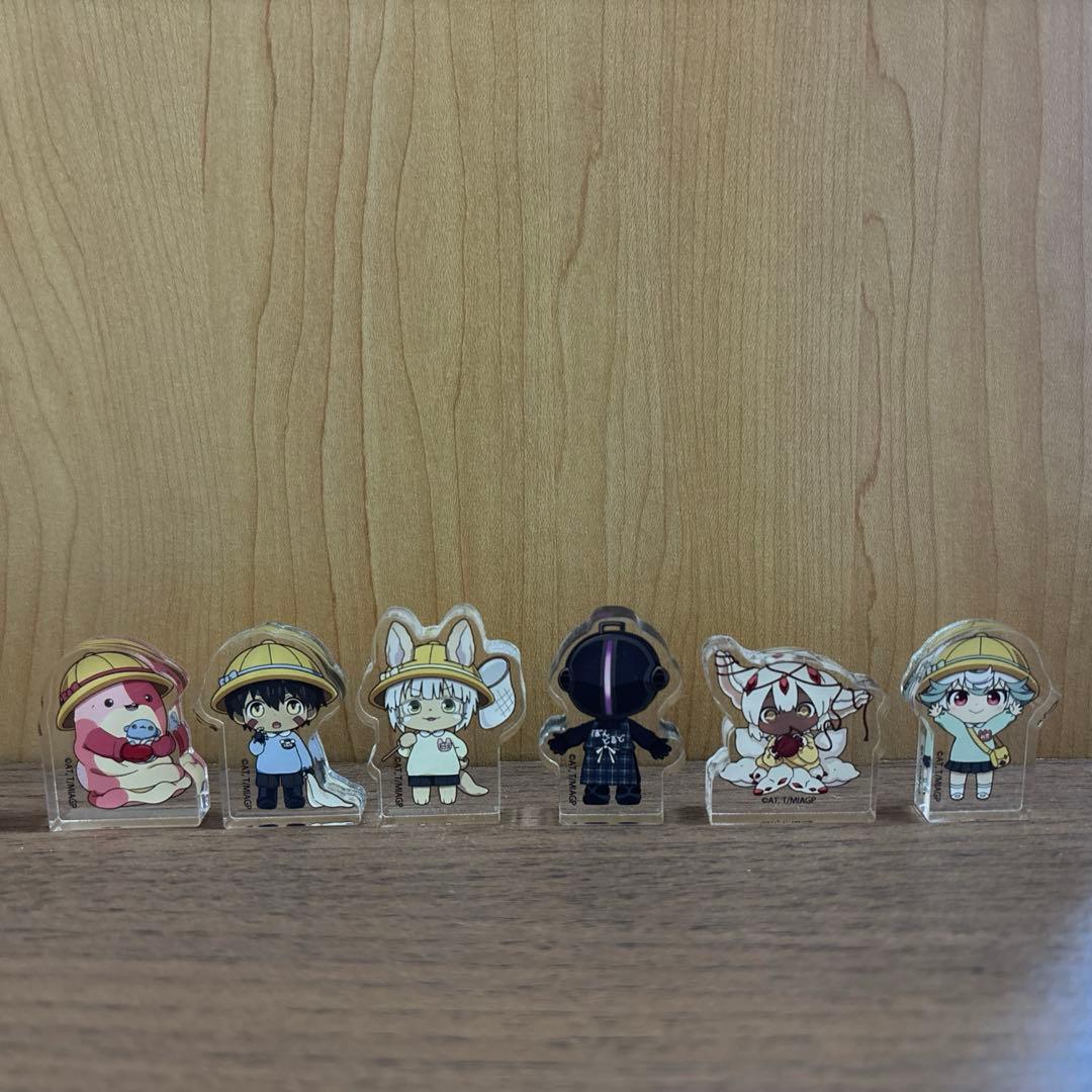 メイドインアビス　アクリルブロック　幼稚園　ポップアップストア　アクリルスタンド