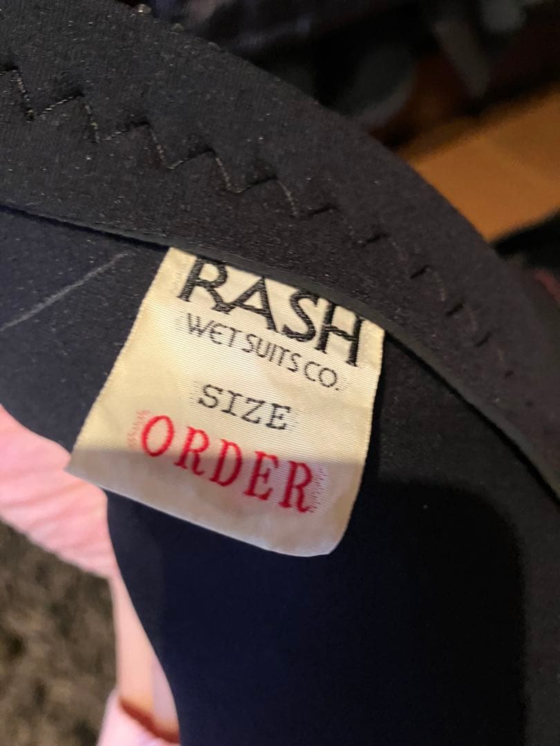 rash ウェットスーツ　ジャーフル