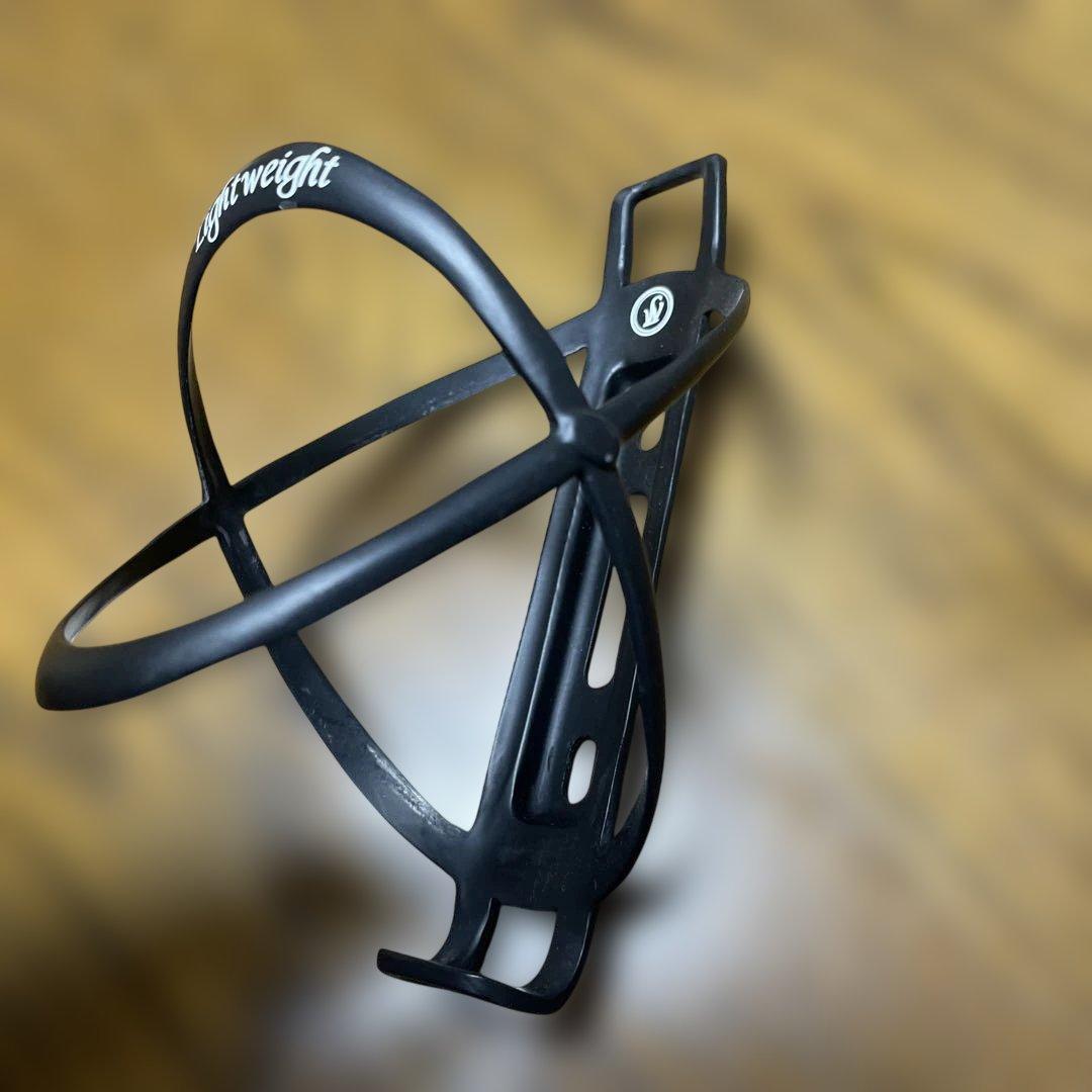 Lightweight ボトルケージ ブラック　２個　　超軽量　カーボン　美品