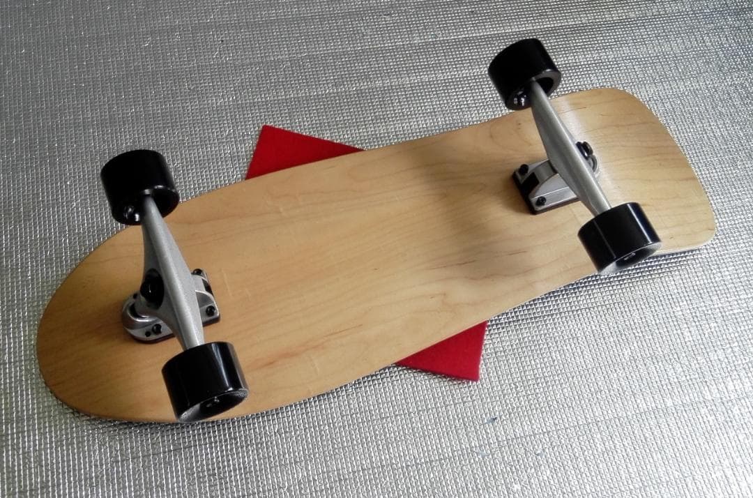 ＜送込＞前後カービングトラック搭載 ＯＬＤクルーザー３０''　オリジナルPAT付