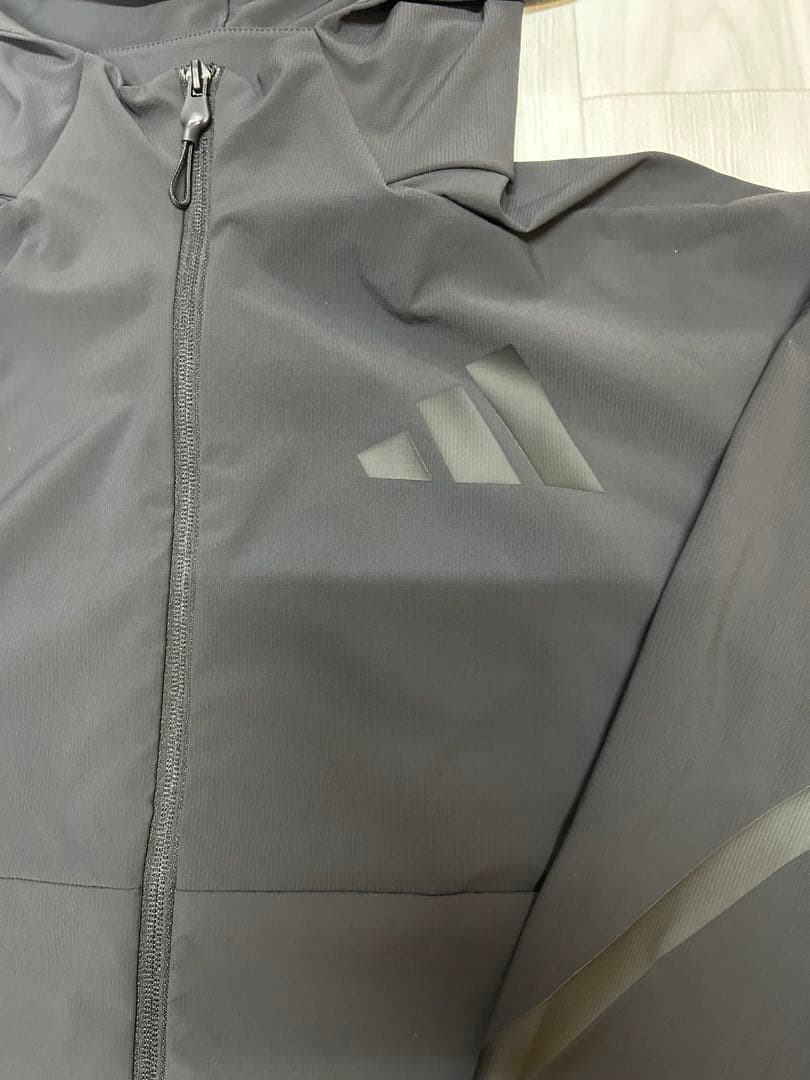 adidas ZNE ウーブン トラックトップ　7134