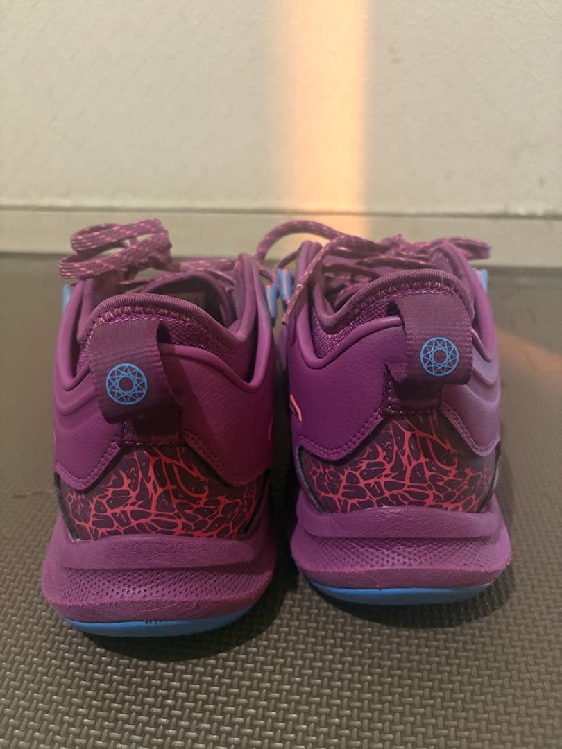 asics NOVA SURGE LOW 2 美品