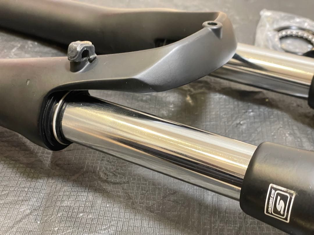 サンツアー XCT30-HLO 29インチ サスペンションフォーク 100mm