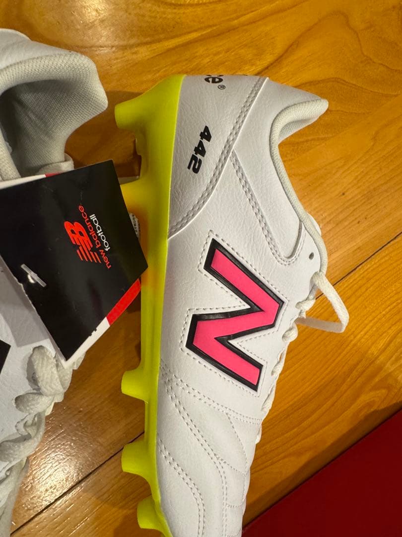 New Balance 442 サッカーシューズ ホワイト/ピンク