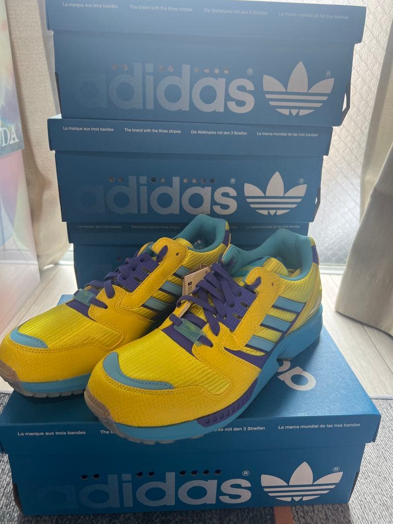 atmos × adidas Originals ZX8000 \"Ura\"