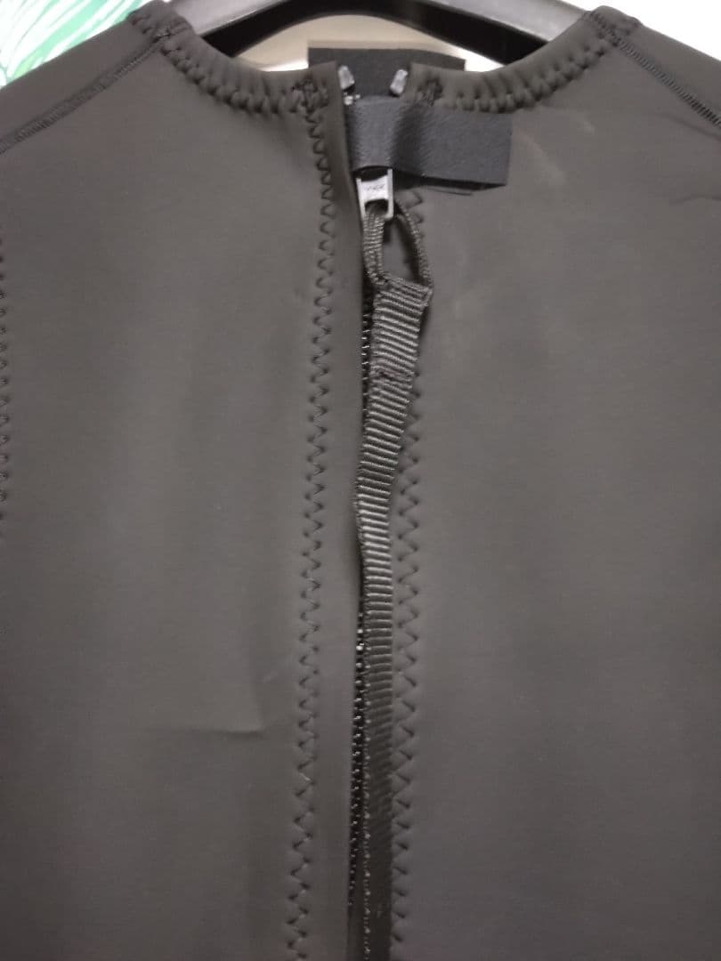 値下げ　Ripcurl (リップカール) ウェットスーツ、ショートジョン 未使用