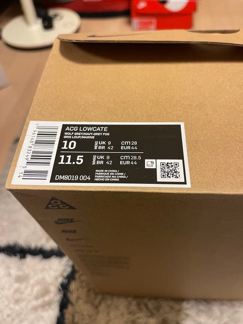 tx0000　Nike ACG Lowcate