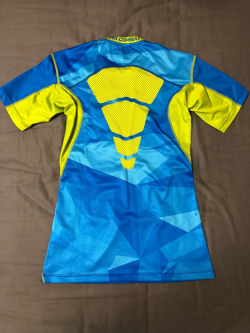 NIKEナイキ PRO COMBAT プロコンバット コンプレッション Tシャツ