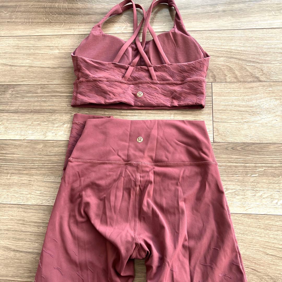 ルルレモン★ Asia Fit ブラトップ＆レギンスセット　サイズS