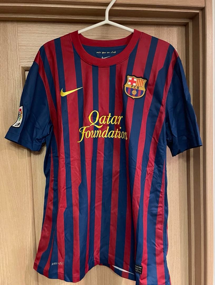 FCバルセロナ A.イニエスタ ホームシャツ 8
