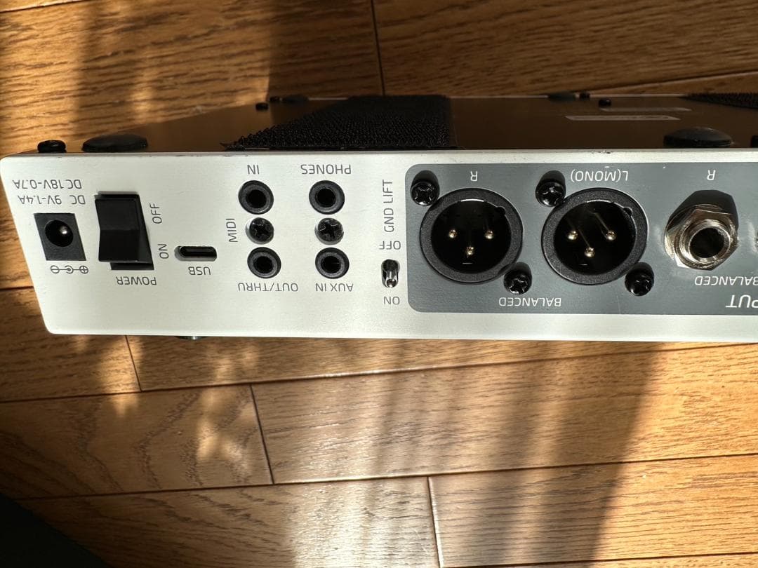 Hotone Ampero ii Stage ギターエフェクター