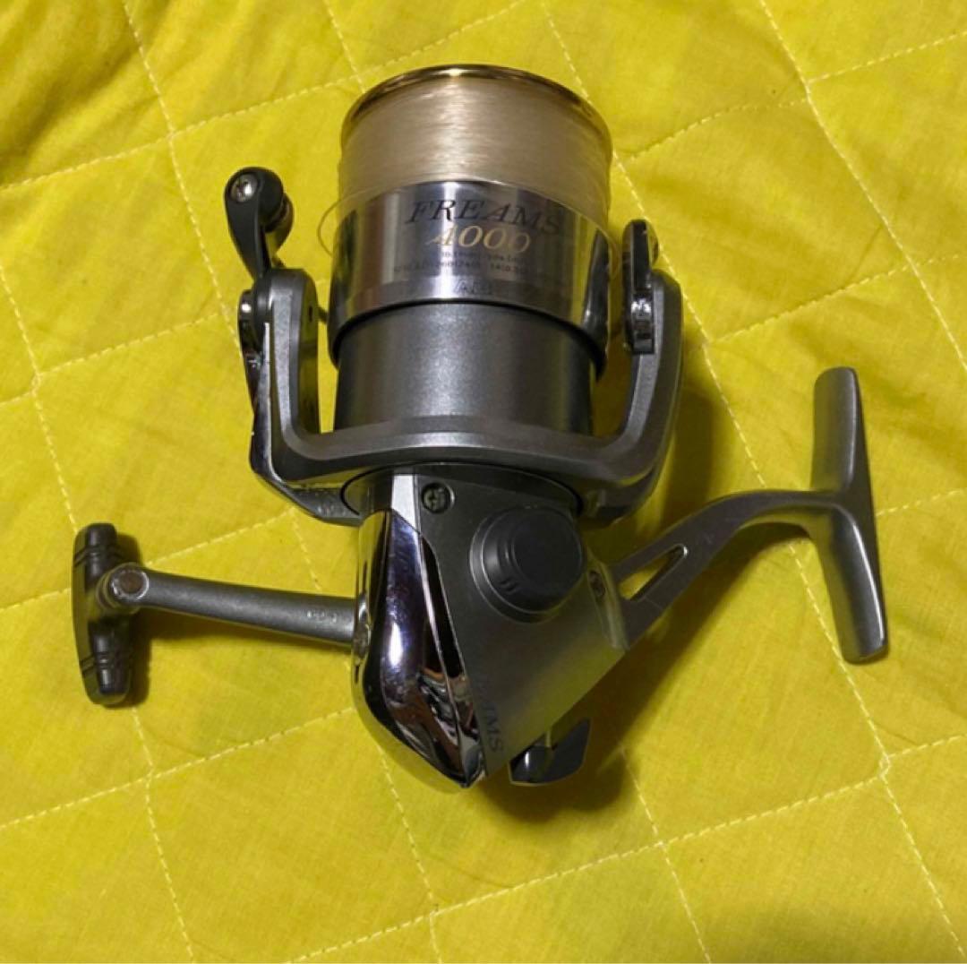 リール Daiwa  FREAMS  4000