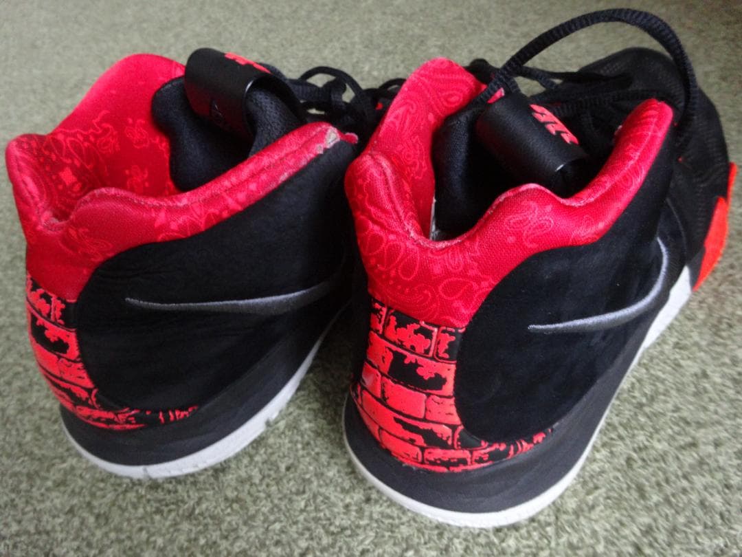 NIKE　スニーカー　カイリーアービング　KYRIE4　28cm