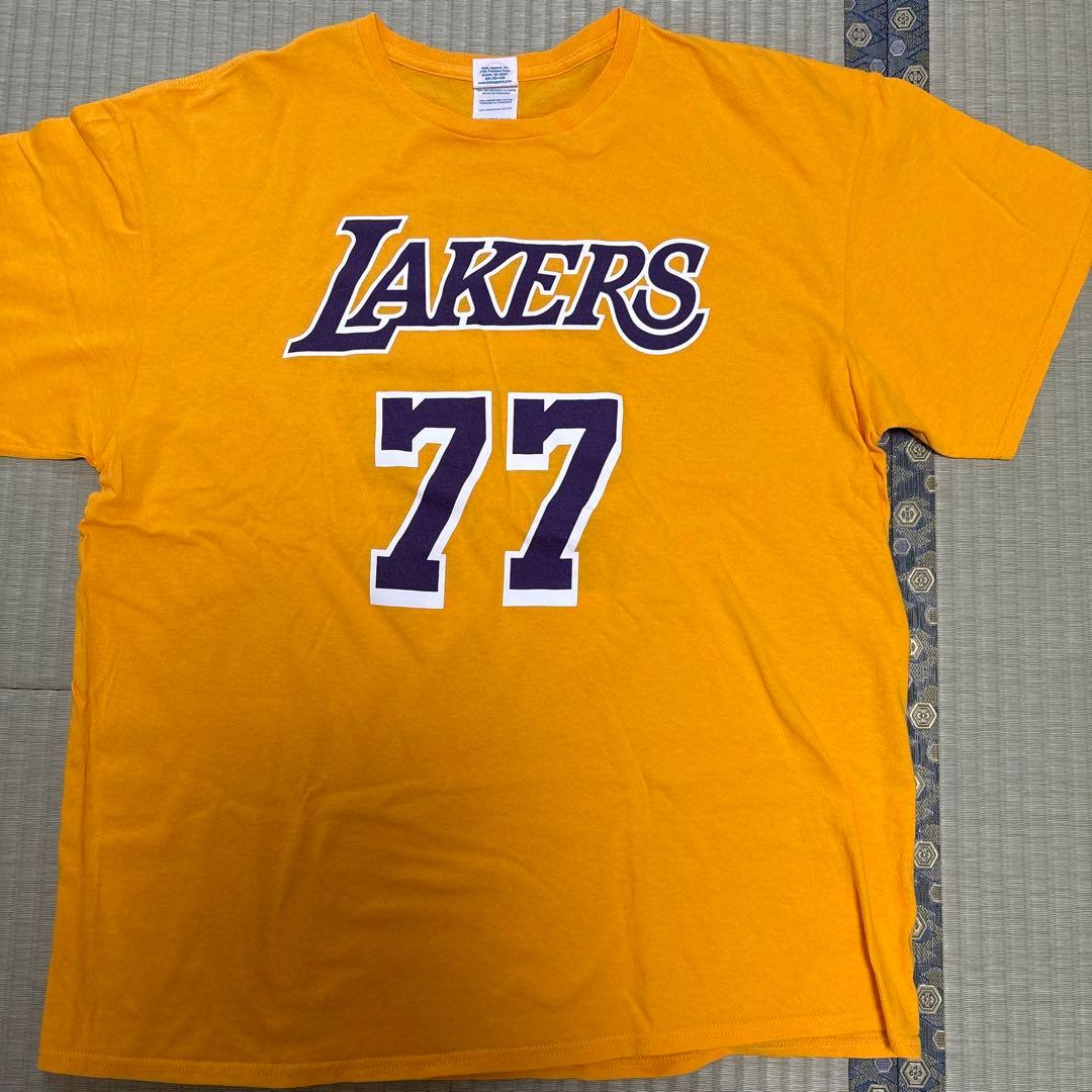 【非売品】LAKERS DONČIĆ 77 Tシャツ XL