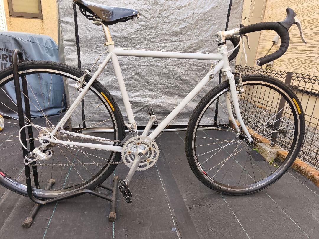surly crosscheck 52サイズ brooks bluelug
