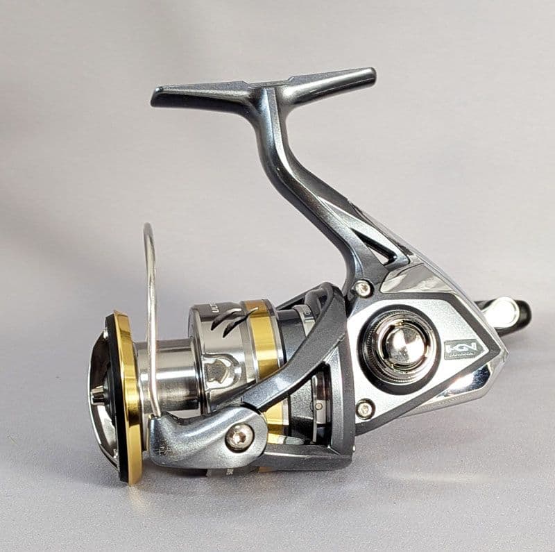 SHIMANO 17 ULTEGRA C3000HG スピニングリール