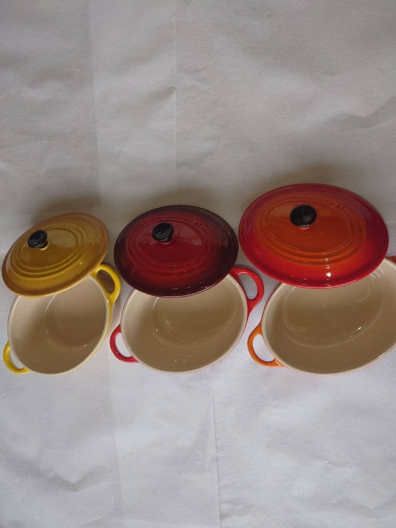 LE CREUSET 　ル・クルーゼ　ストーンウェア　ミニ　オーバル　ココット