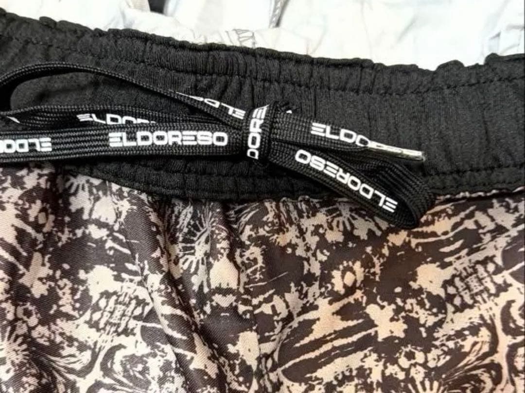 美品ELDORESO Cheptegei Shorts Mサイズ