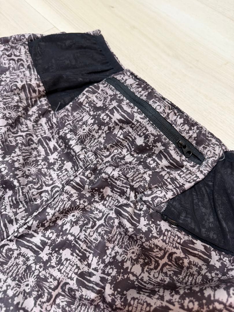 美品ELDORESO Cheptegei Shorts Mサイズ