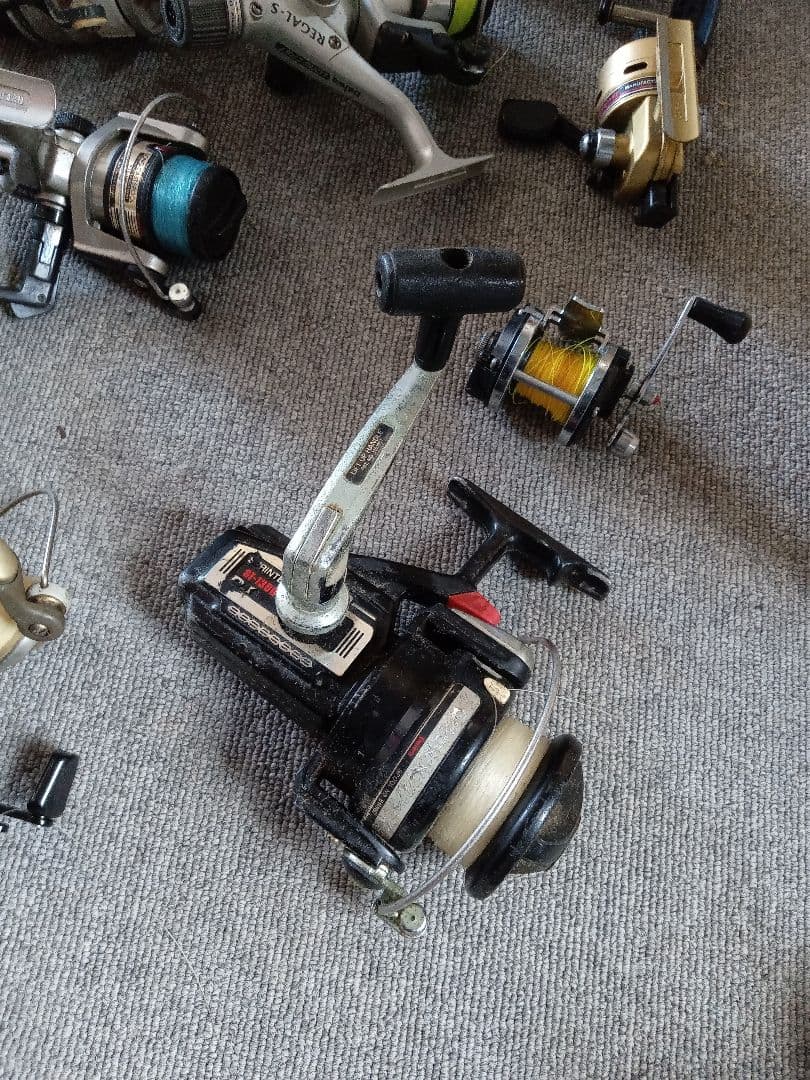 し*す様 DAIWA　リール　 多数のデザイン　27個
