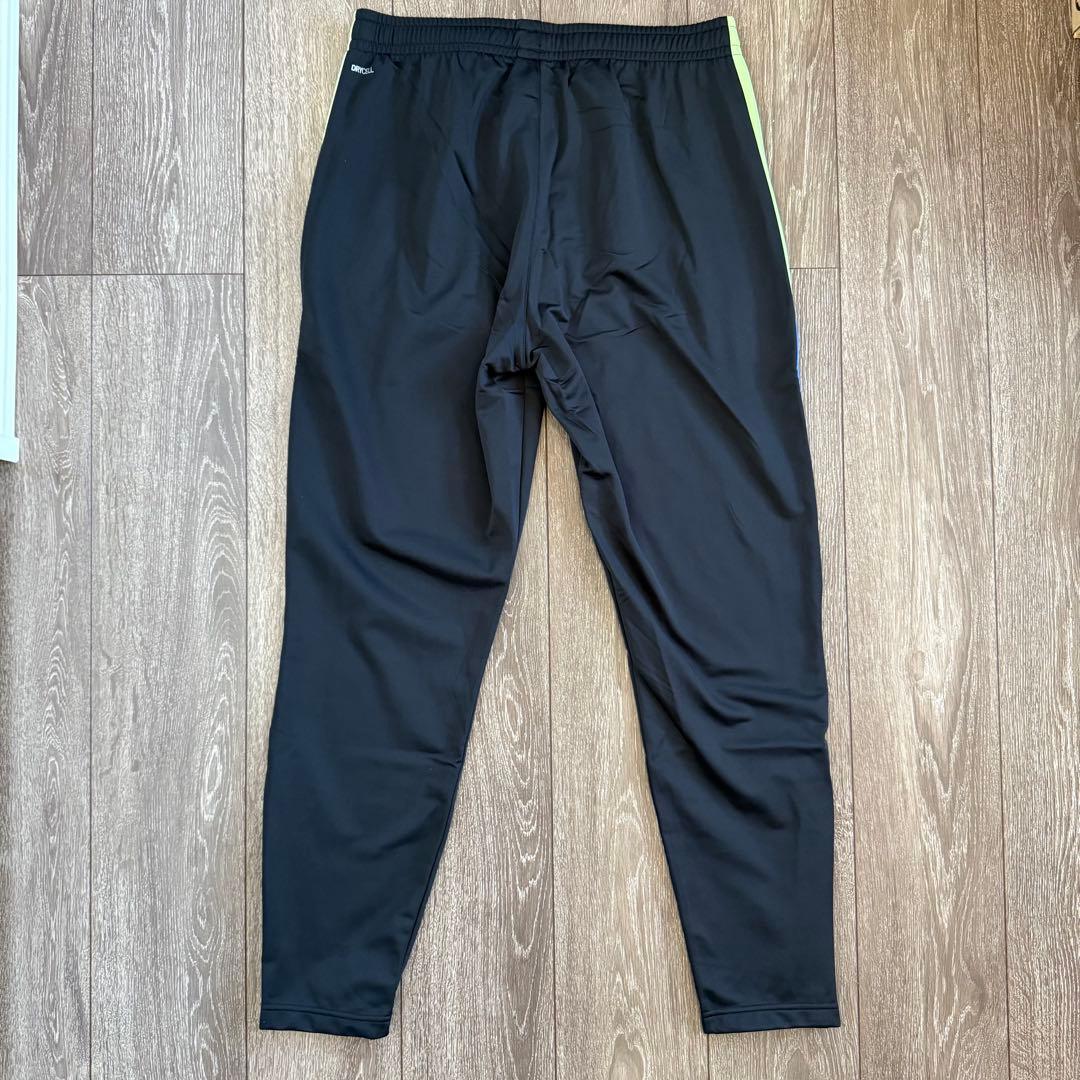 新品半額 Puma プーマ サッカー フットサル ジャージ 上下セット L-XL