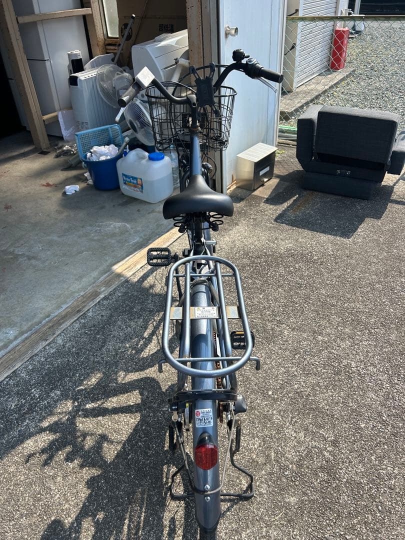 ご*し様 引き取り限定電動アシスト自転車 グレー 前バスケット付き