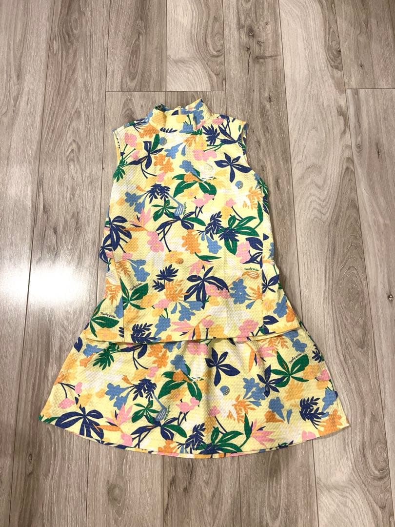 【超美品】パーリーゲイツ　上下セット　レディース　　夏物ゴルフウエア