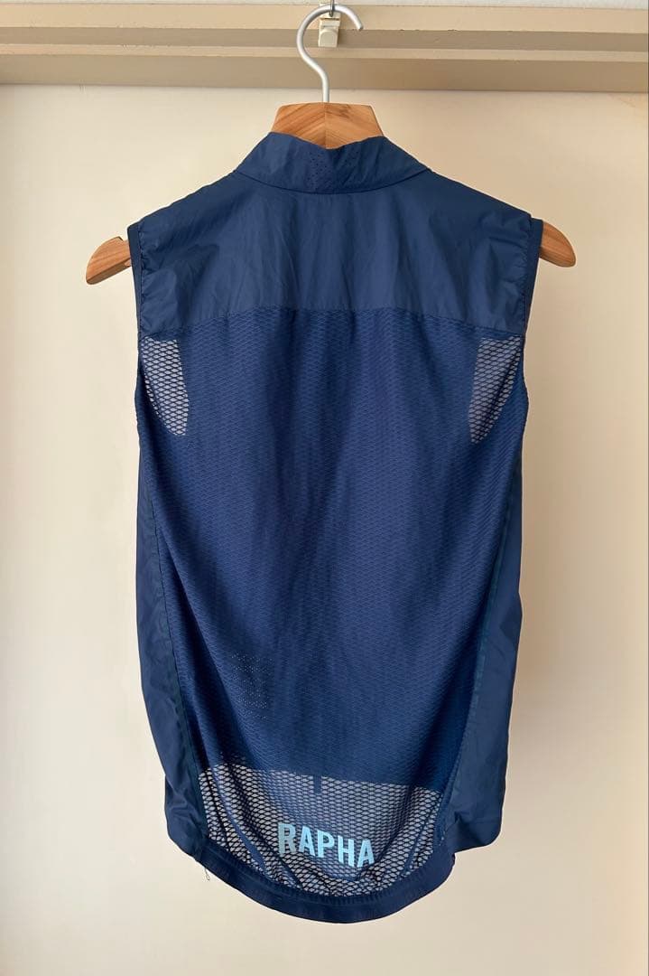 【美品】Rapha ジレ　ネイビー
