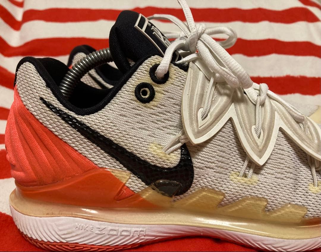 【NIKE】 Air Zoom Vapor X Kyrie 5