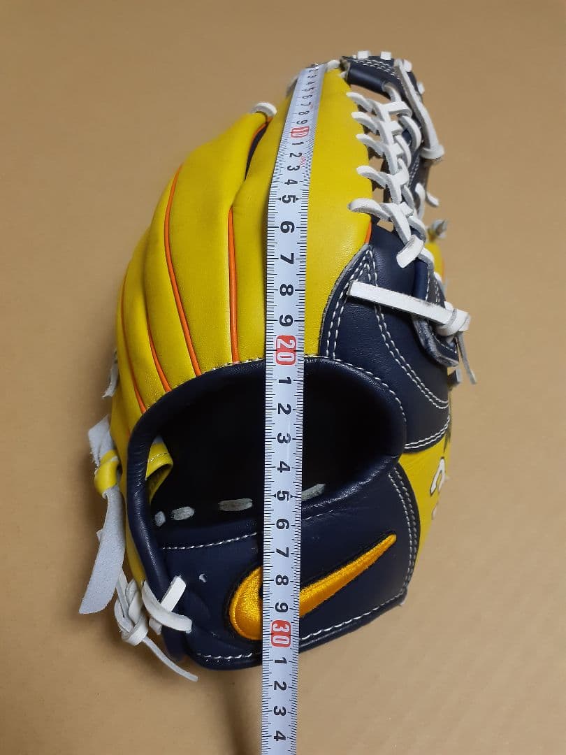 美品NIKEオールラウンド軟式グローブ