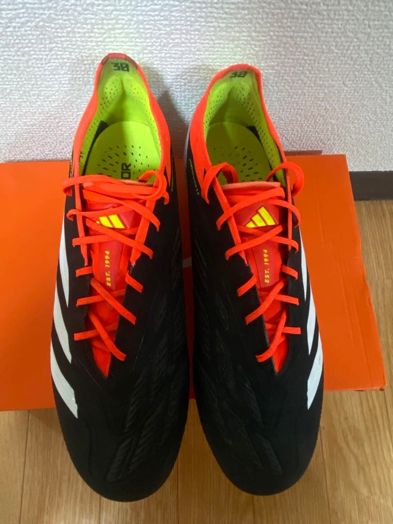 [週末セール、早い勝ち]アディダス　プレデター エリート FG スパイク26cm