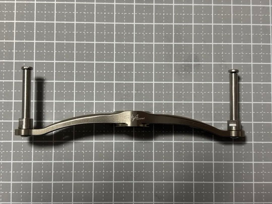 LIVRE CRANK 100 チタン　 Fish Arrow